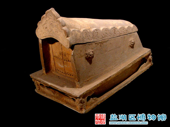 唐壶门卷云纹陶棺