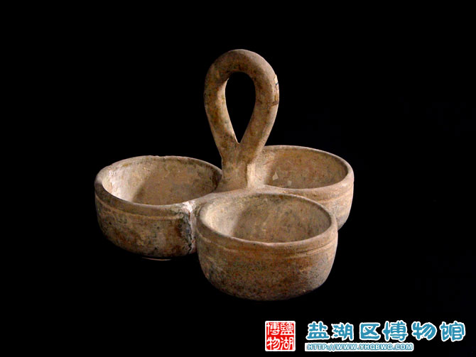 绿釉三连吊灯
